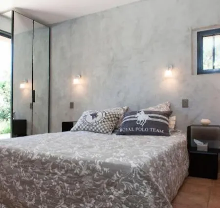 Persea By The Pearls Collection Saint-Tropez